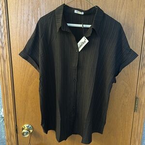 Women’s Button-down Casual Dress Shirts NWT